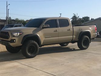 2017 Toyota Tacoma