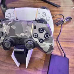 Dual Sense Charging Stating For Ps5 ( Comes With Camo Controller )