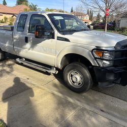 2014 250 super cab Super Duty 4X4 6.2 gas