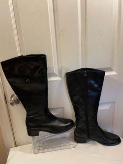 Etienne Aigner chastity black leather knee-high riding boots with a wide calf for women size 10