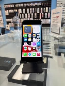 Apple iPhone Se 2nd Gen - Fully Unlocked - 64GB - like new