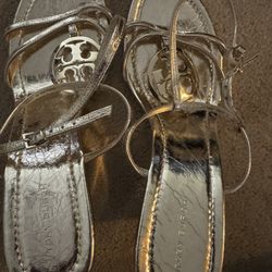 Tory Burch Strappy Gold sandals Sz 9