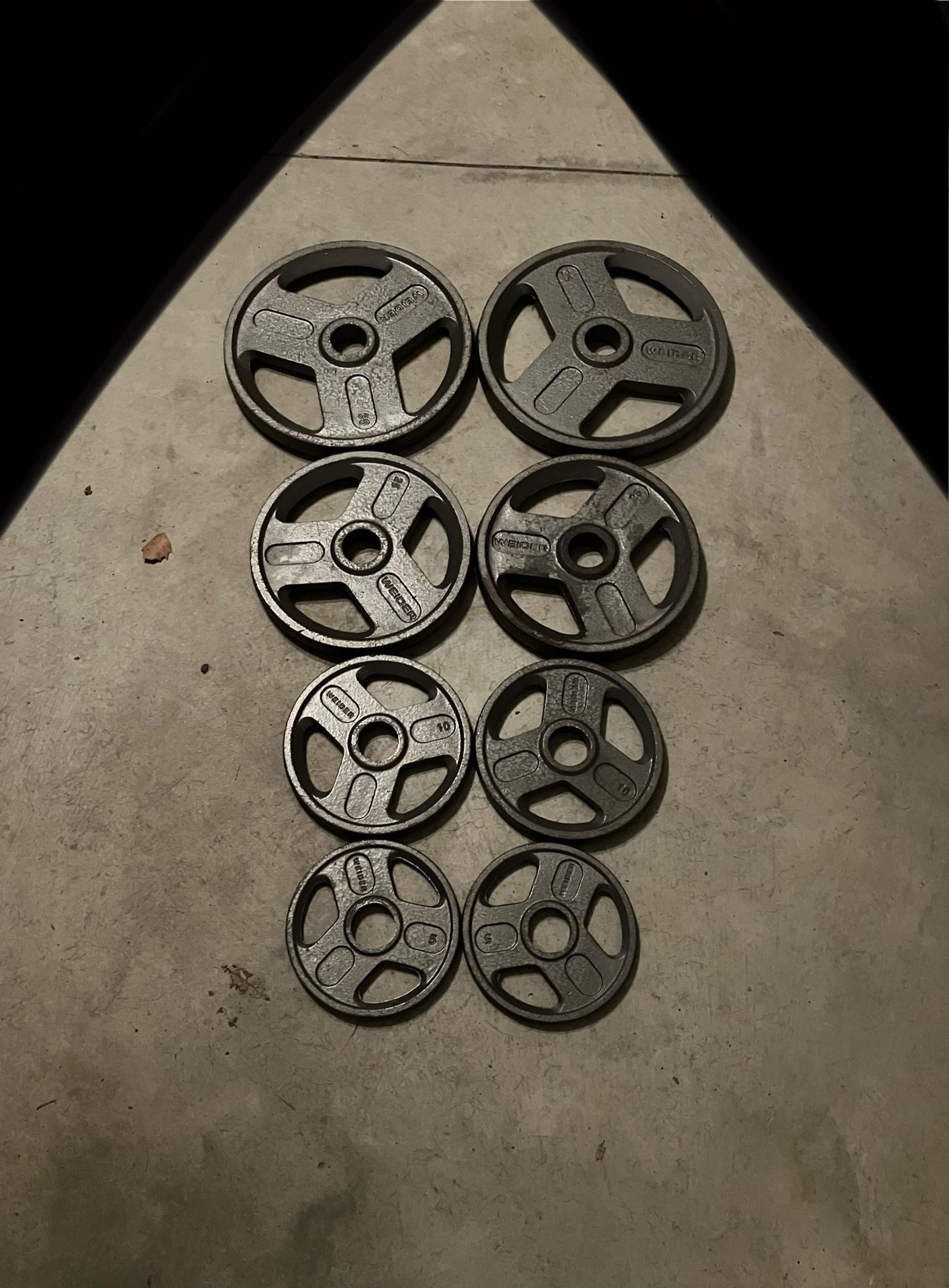 150lbs of Olympic 2” weight plates weights plate for barbell dumbbell lb lbs 35lb 25lb 10lbs 5lbs Grip Style
