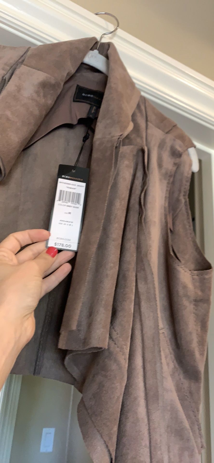 BCBG Fabian Vest