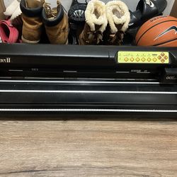 Gcc Expert II 24” Vinyl Cutter 