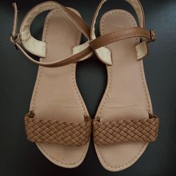 Women’s Sandals 6.5