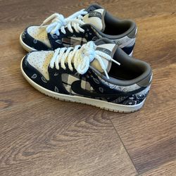 Nike SB Dunk Low Size 12 Travis Scott