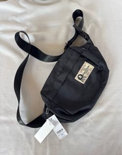 NWT Disney Store Black Belt Bag – Perfect for Disneyland!