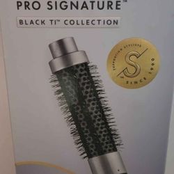 Hot Tools Pro Signature Black TI Collection, Round Brush Blowout, Brand new $10 