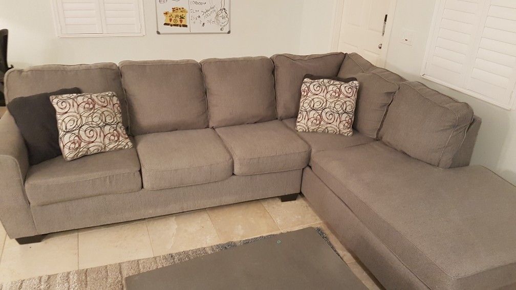 Larusi 2 pc sectional Ashley Homestore