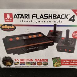 Atari Flashback 4 Console w/ Wireless Controllers New