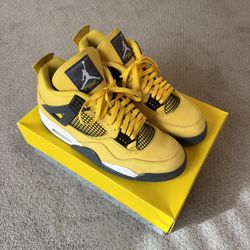 Size 13 - Lightning 4s