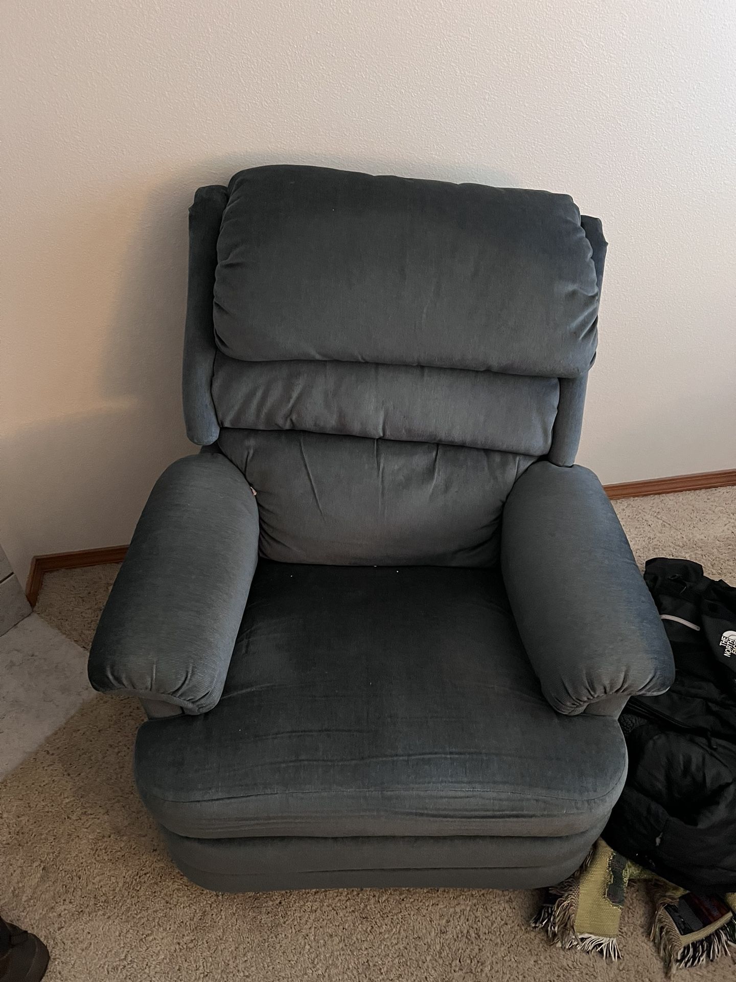 Free Blue Easy Chair Recliner