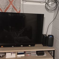 TV + TV Stand, LG, Black 55in