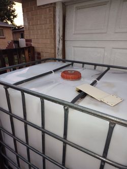 Mobile Water Tank Size (275) Great Condition