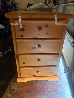 Dresser