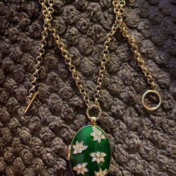 Vintage Jade Green Locket