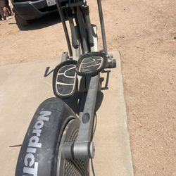 Elliptical machine And Stationary Bike