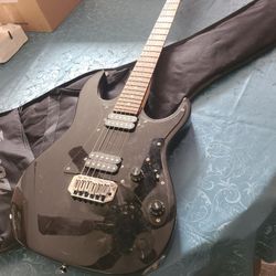Ibanez Gio Electric Guitar and Amp
