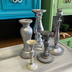 Lots Of Nice Decor To Choose From