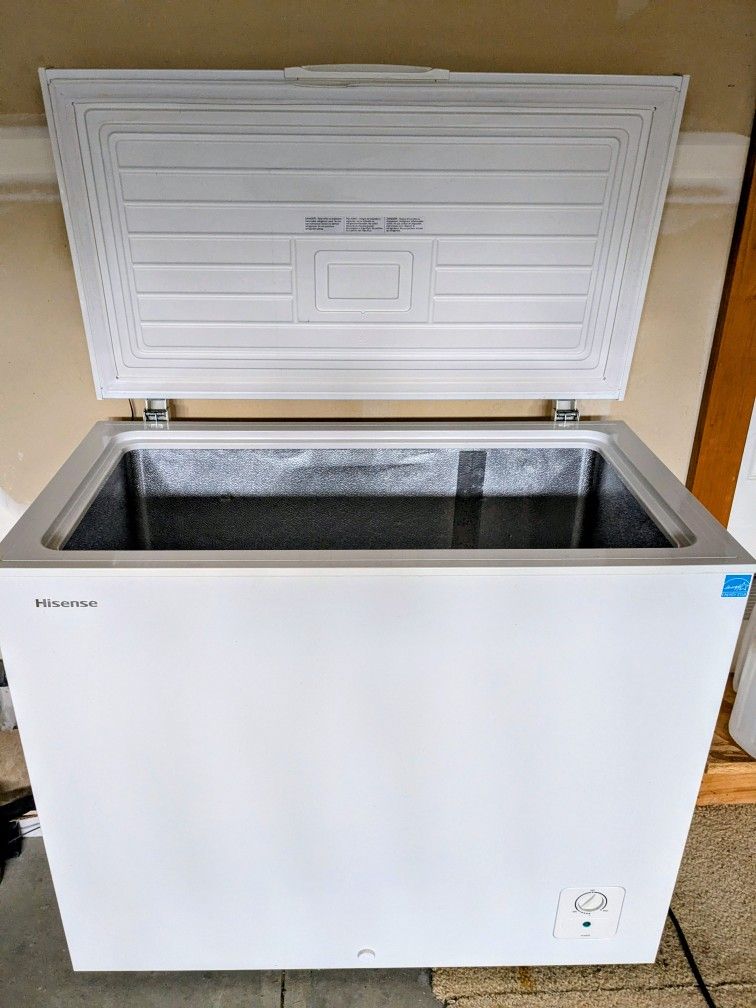 Hisense 7 Cu Ft Energy Star Freezer