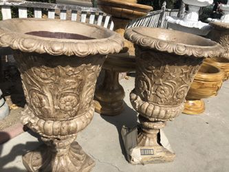 Concrete pots