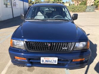 1999 Mitsubishi Montero Sport LS