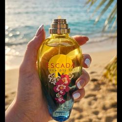 Escada Auga De Sol ☆ Discontinued ☆