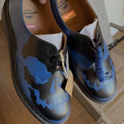 Supreme Dr Martens