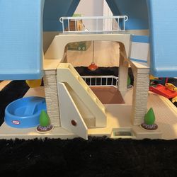 Little Tikes Playhouse