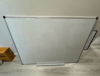 📝 4ft × 3ft Dry Erase Whiteboard – Great Condition! 📝