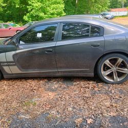 2014 Dodge Charger!!