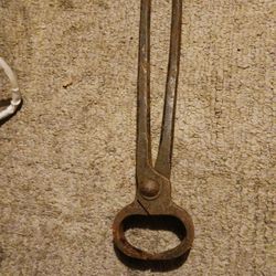 Pliers 