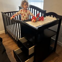 INFANT TO TODDLER CRIB/BED ***BABY NOT INCLUDED***
