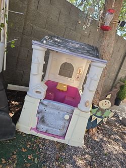 Little cottage Playhouse