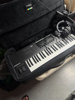 Native Instruments Komplete Kontrol MIDI Keyboard