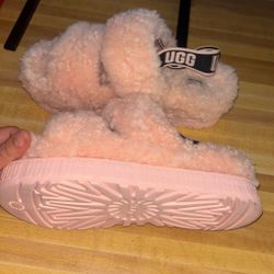 Uggs Slippers Size 8
