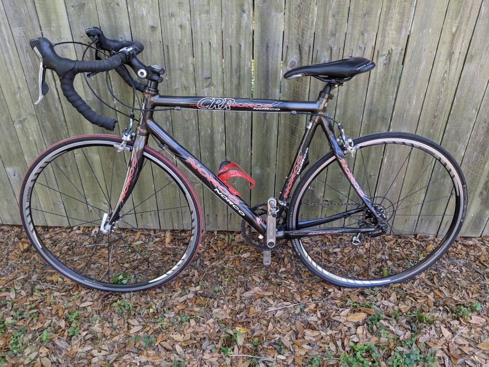Full Carbon Fiber 2006 Norco Road Bike Shimano 105 Components 56cm Frame