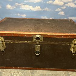 SEWARD Wood Trunk/Box