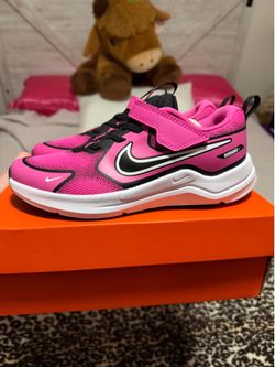 PS Nike Cosmic Runner