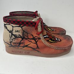 Clarks Wallabee EVO x Stranger Things Hellfire Club Men’s Size 10 Dark Sand Red