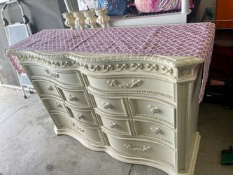 white christmas dress Treviso 5 Piece Queen Upholstered Panel Bedroom – Kane's Furniture main image 1