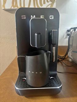 Smeg bean to cup coffee machine