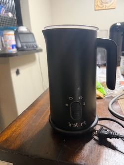 Nespresso VertuoPlus Coffee and Espresso Machine with Milk froster