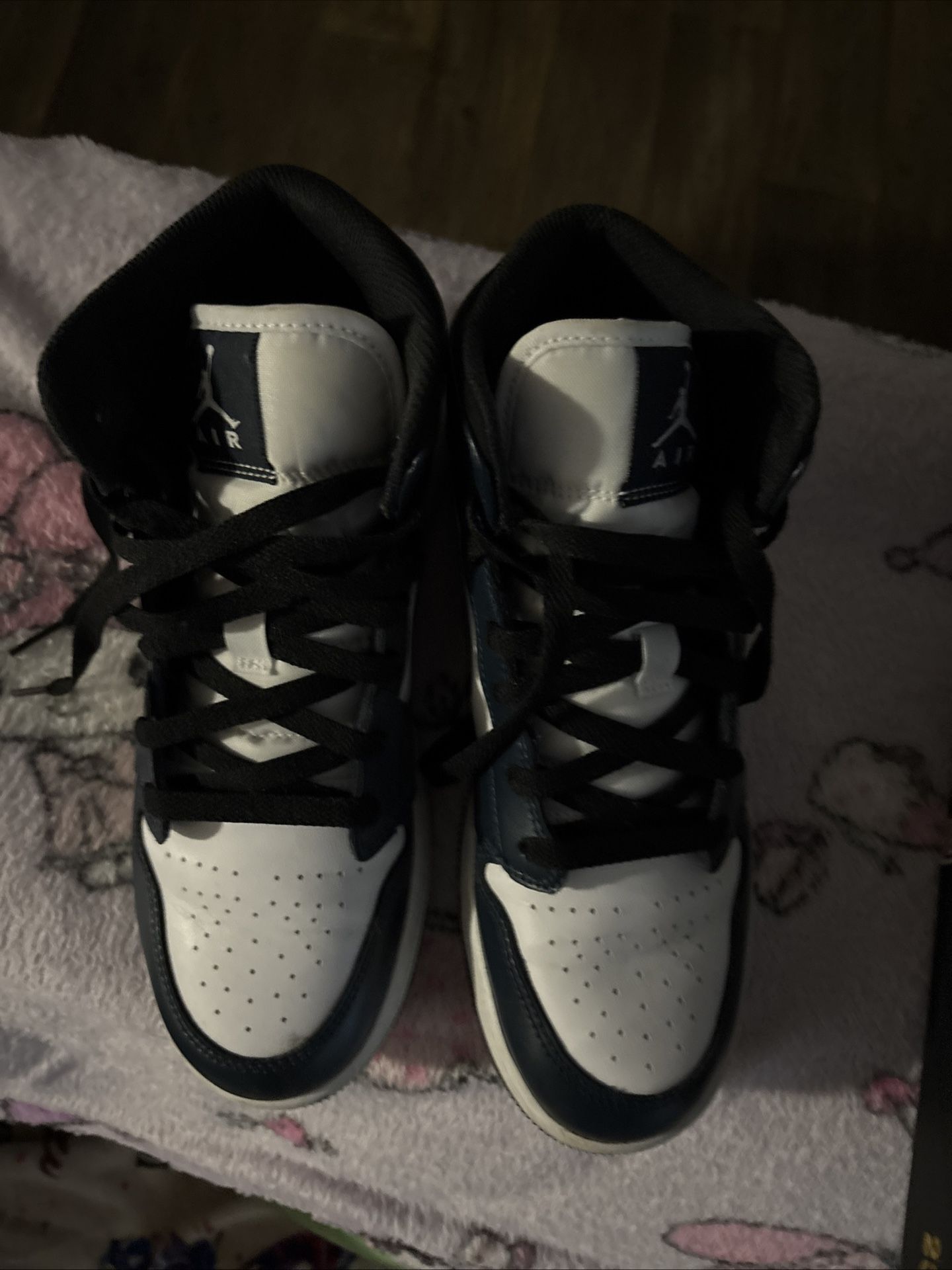 Air Jordan 1 Mid GS