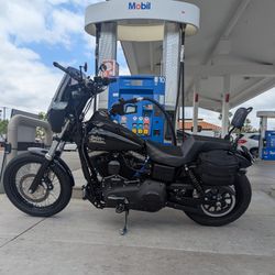 2017  Harley Davidson Street Bob Dyna 