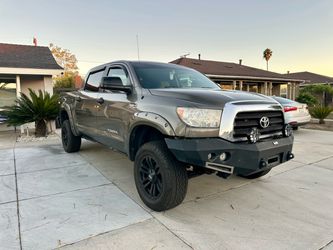 2008 Toyota Tundra 4wd crewmax
