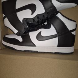 Nike Dunk  Size 13