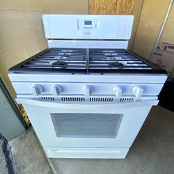 Whirlpool Gas Stove 5 burners White color.  30”