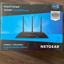 NETGEAR Nighthawk AC2600 Smart WiFi Router (R7450)